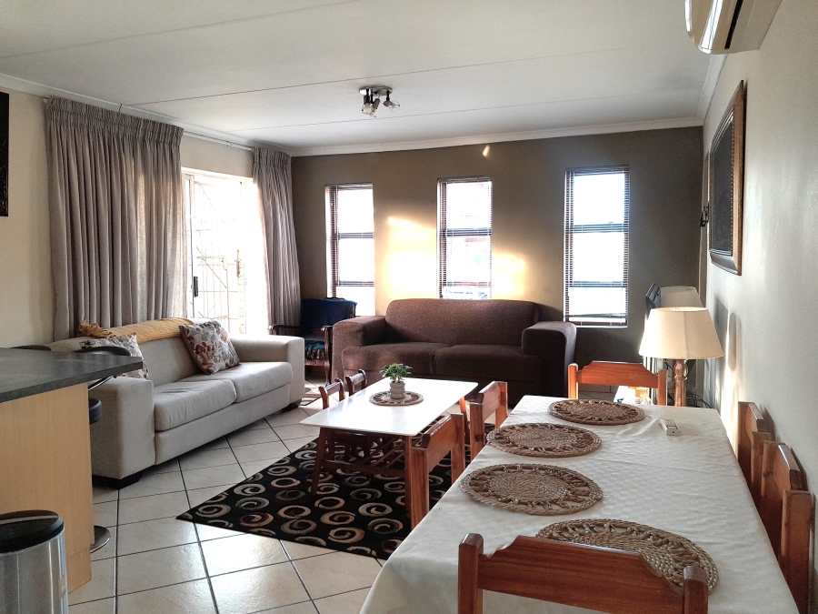 To Let 3 Bedroom Property for Rent in Windsor Park Eastern Cape